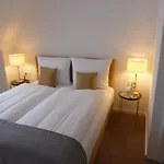 Lindenufer 3*