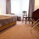 Otel Lindenufer