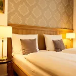 Otel Lindenufer 3*