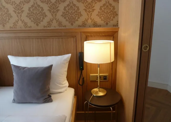 Lindenufer 3* Berlijn