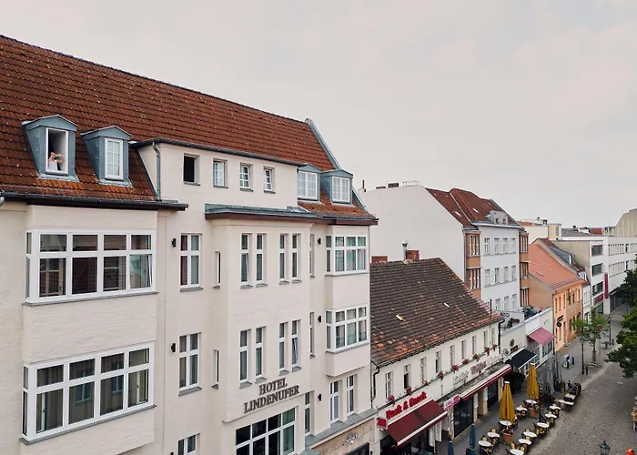 Hotel Lindenufer 3*