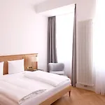 Lindenufer Hotel