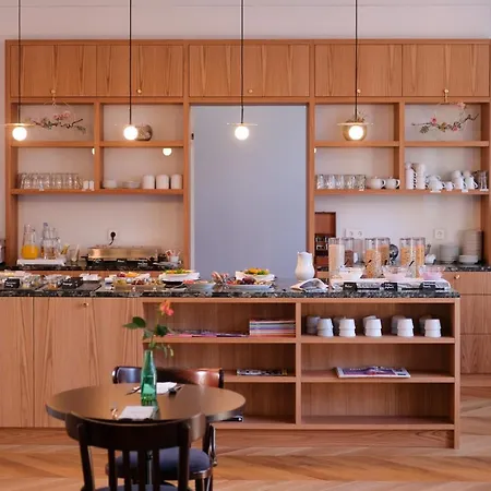 Lindenufer 3* Berlín