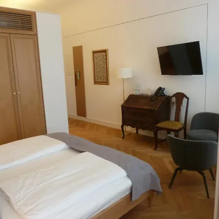 Lindenufer 3* Берлин