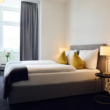 Lindenufer Отель Берлин